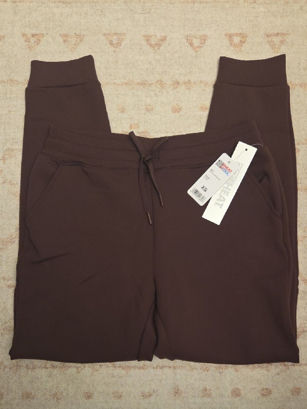 32 Degrees Women's Fudge Brown Jogger Sweatpants. 505 - Picture 2 of 3
